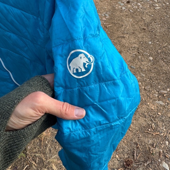 Mammut Eigerjoch Light IN Hooded Jacket Women medium like new blue hiking - Picture 3 of 6